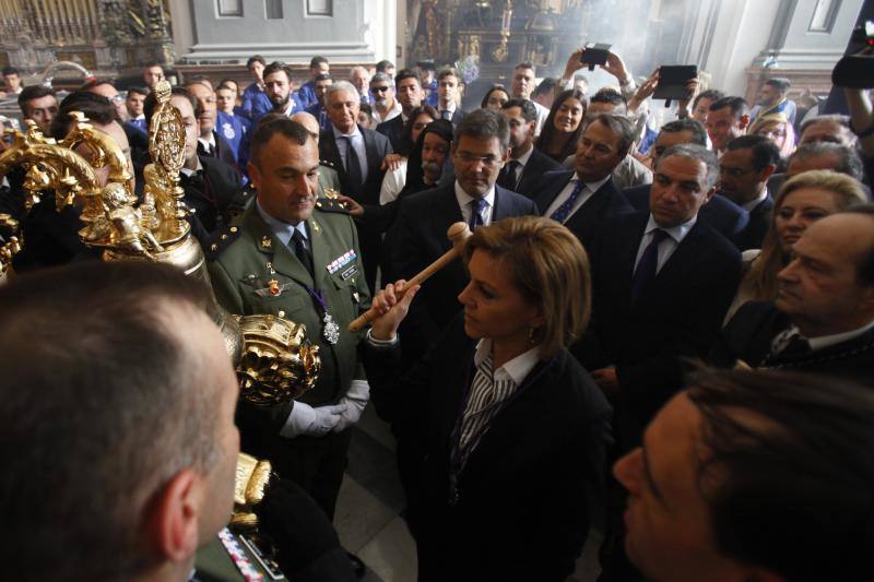 La ministra Cospedal da el toque de campana en Fusionadas, junto al alcalde de Málaga, Francisco de la Torre, el presidente de la Diputación, Elías Bendodo y el ministro Catalá.