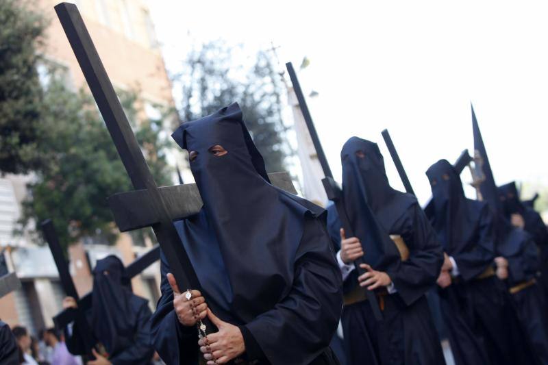 Los Dolores de San Juan, en procesión