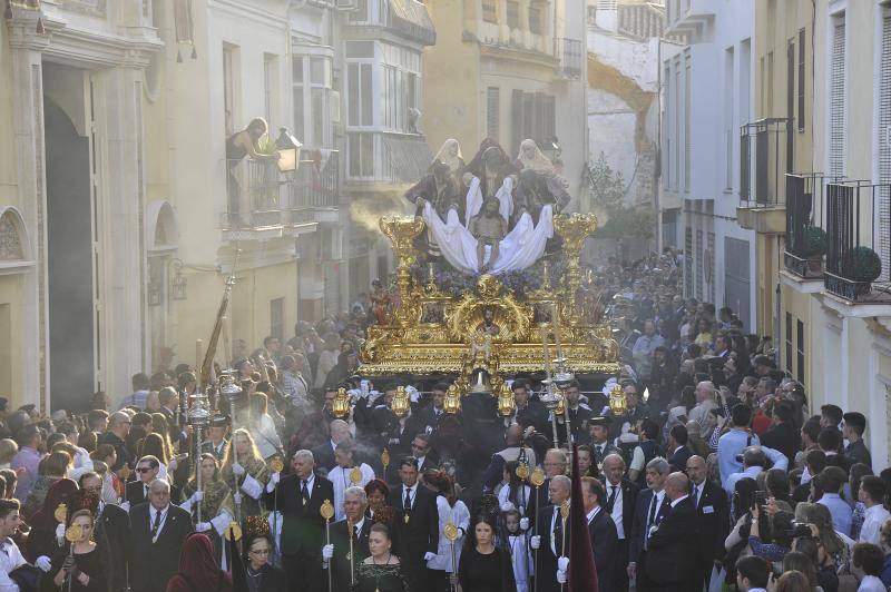 Fotos del Santo Traslado durante su desfile procesional