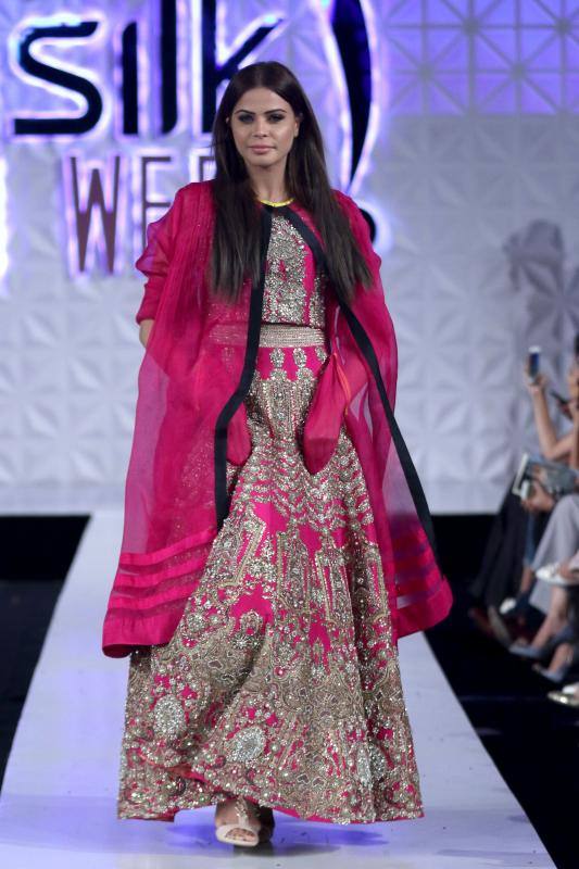 La moda de Pakistán se sube a la pasarela