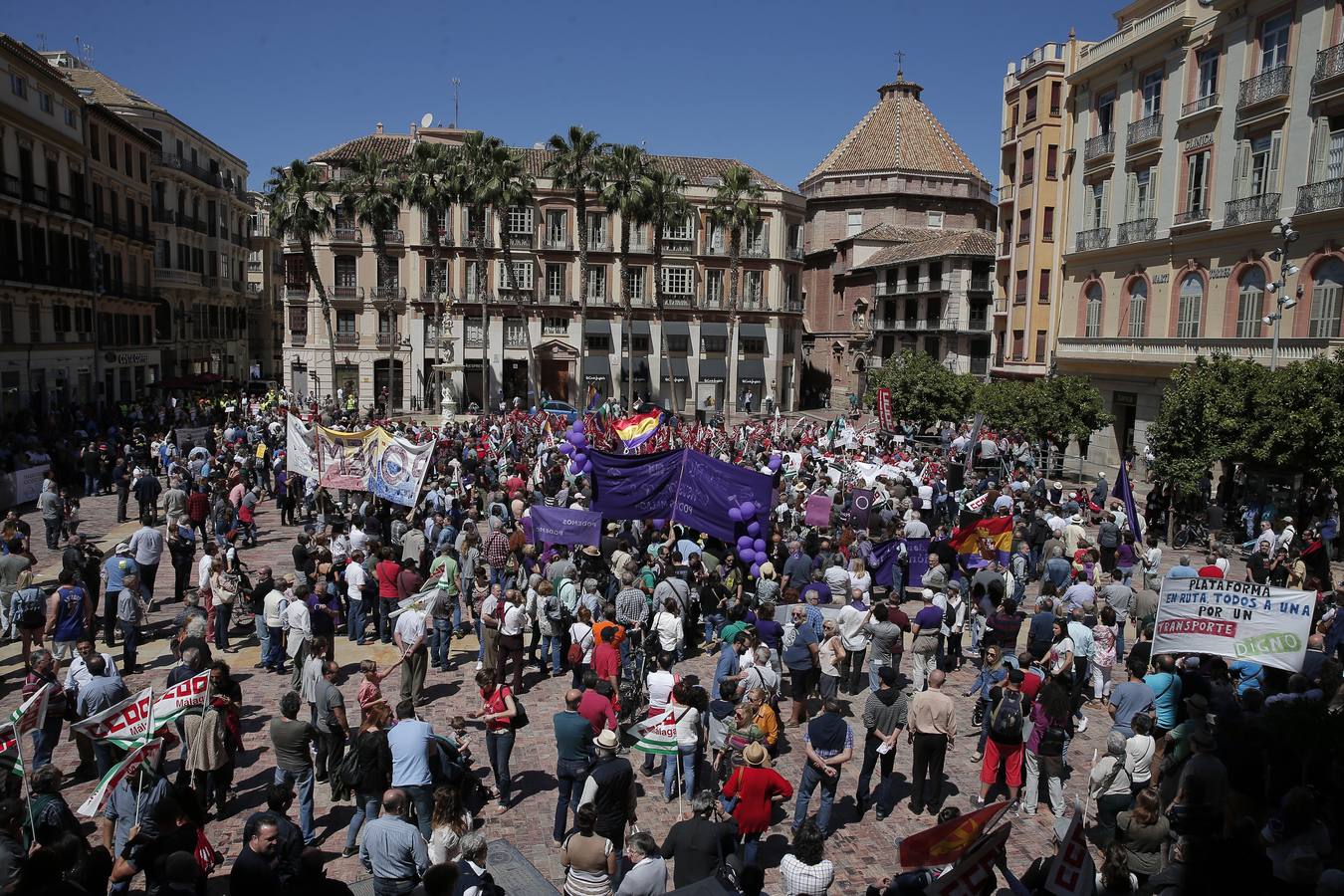 Las mejores fotos de la manifestación del 1 de mayo en Málaga