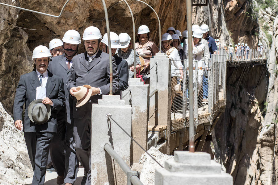 Las visitas teatralizadas del Caminito del Rey, en imágenes