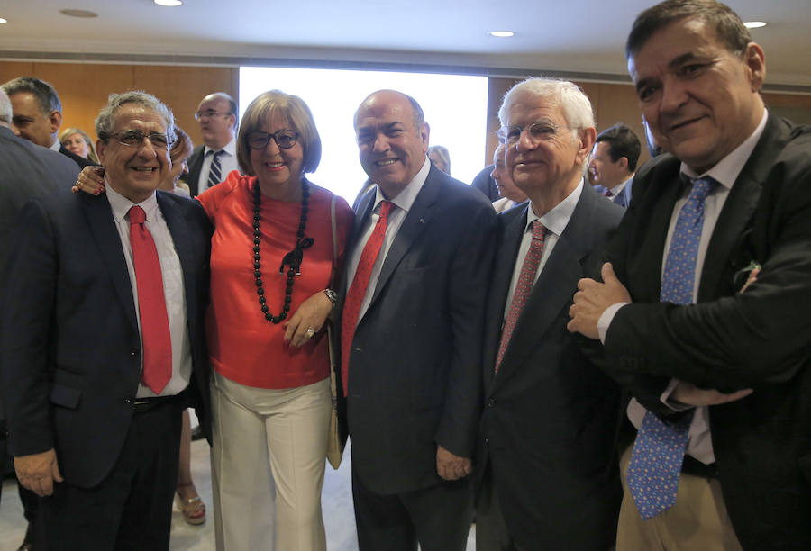 J. Á. Narváez, Adelaida de la Calle, Federico Beltrán, José Luis Sánchez Domínguez y Pedro Luis Gómez.. 