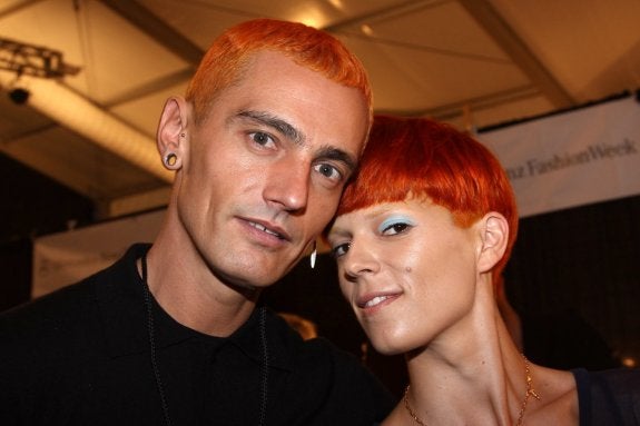 David Delfín, junto a la modelo Bimba Bosé, en 2009. 