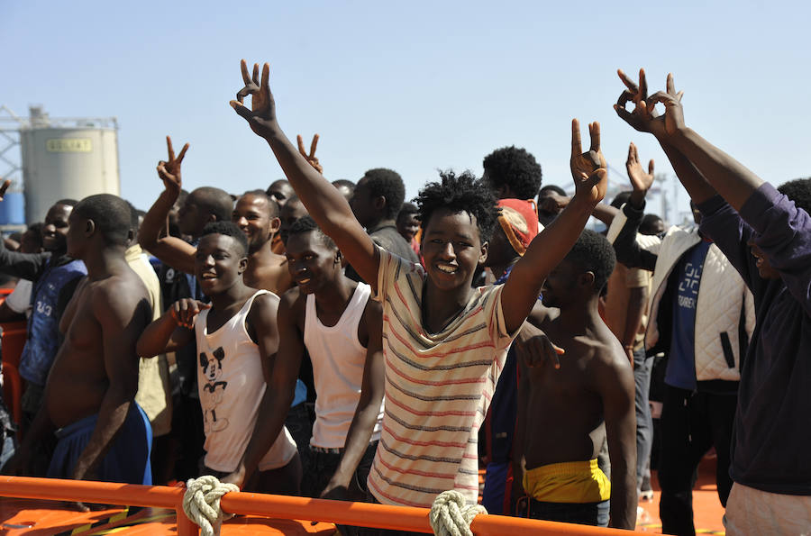 Llegan al puerto de Málaga 94 inmigrantes