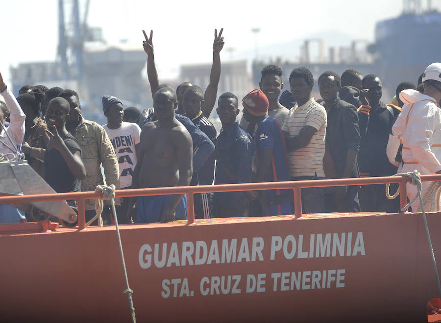 Llegan al puerto de Málaga 94 inmigrantes