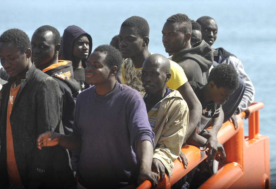 Llegan al puerto de Málaga 94 inmigrantes