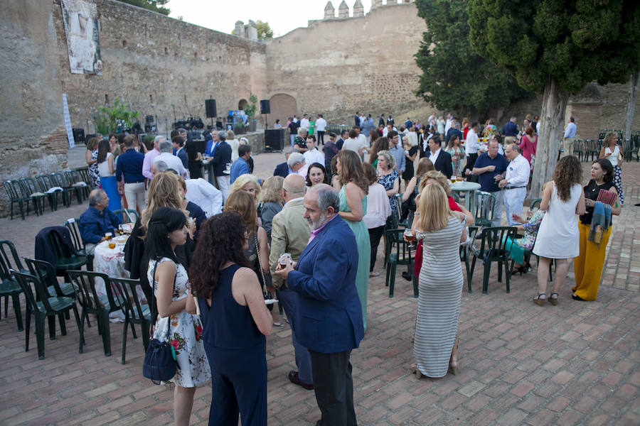 Las ganancias irán destinadas íntegramente a la Asociación malagueña AIOM 