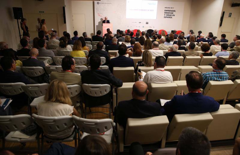 Málaga ha vuelto a ser la sede del foro Futuro en Español, una iniciativa de Vocento y CAF-Banco de Desarrollo de América Latina en el que se ha abordado el reto de innovar en Latinoamérica. 