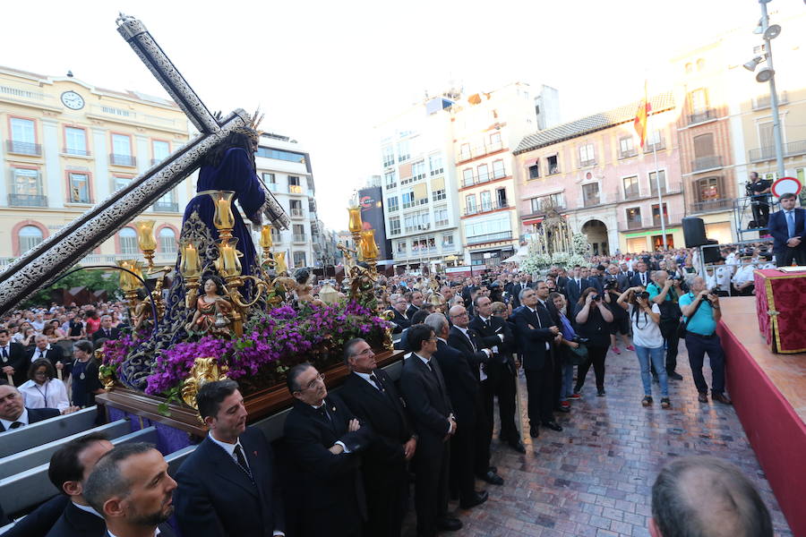 El acto se ha celebrado en la plaza de la Constitución al no poder hacerlo el Miércoles Santo