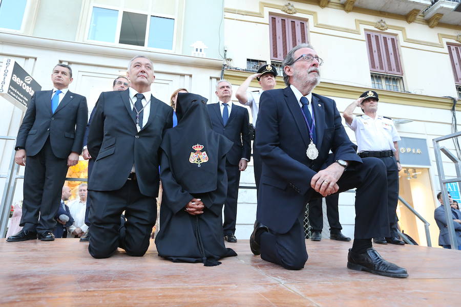 El acto se ha celebrado en la plaza de la Constitución al no poder hacerlo el Miércoles Santo