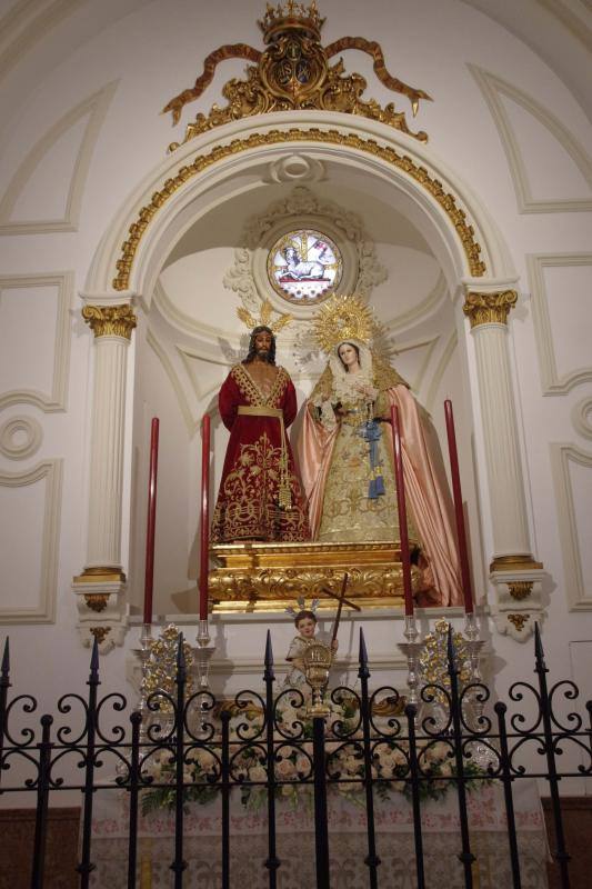 El templo acogió este domingo la primera misa tras los trabajos de reparación de su interior