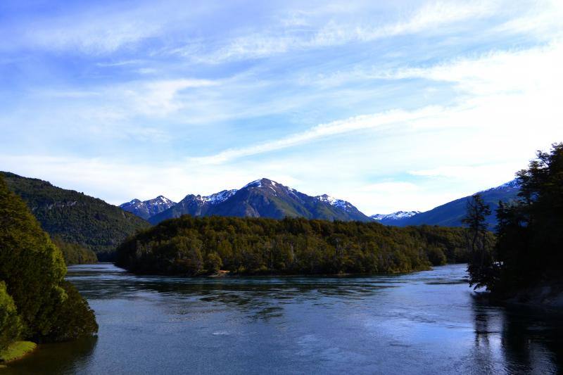 La distinción del Parque Nacional Los Alerces en la provincia de Chubut, Argentina se basa en que el parque alberga un bosque milenario con "valor universal excepcional", y destaca que el alerce es la segunda especie viviente más longeva del planeta, así como la particular belleza natural del entorno. 