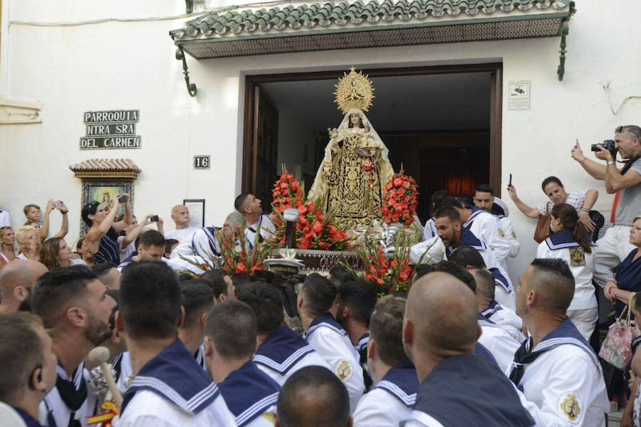 La patrona de los marineros procesiona por Torremolinos, Benalmádena, Fuengirola o Marbella, entre otras localidades de la costa occidental de Málaga. 