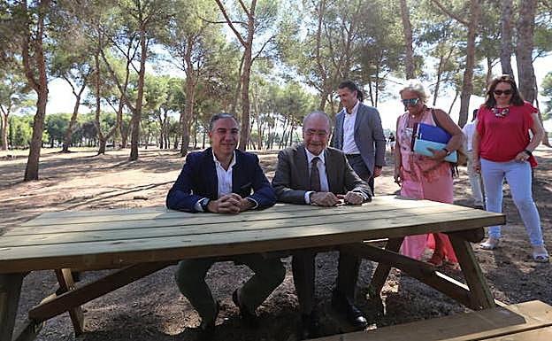 El alcalde dice que parques como el del Benítez competen a la Junta, incluido su mantenimiento