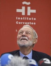 Imagen secundaria 2 - Abajo, Juan Manuel Bonet y Eduardo Mendoza 