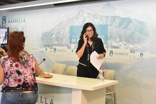 La concejala de Urbanismo, Isabel Pérez, tras su comparecencia de ayer. :: josele-lanza