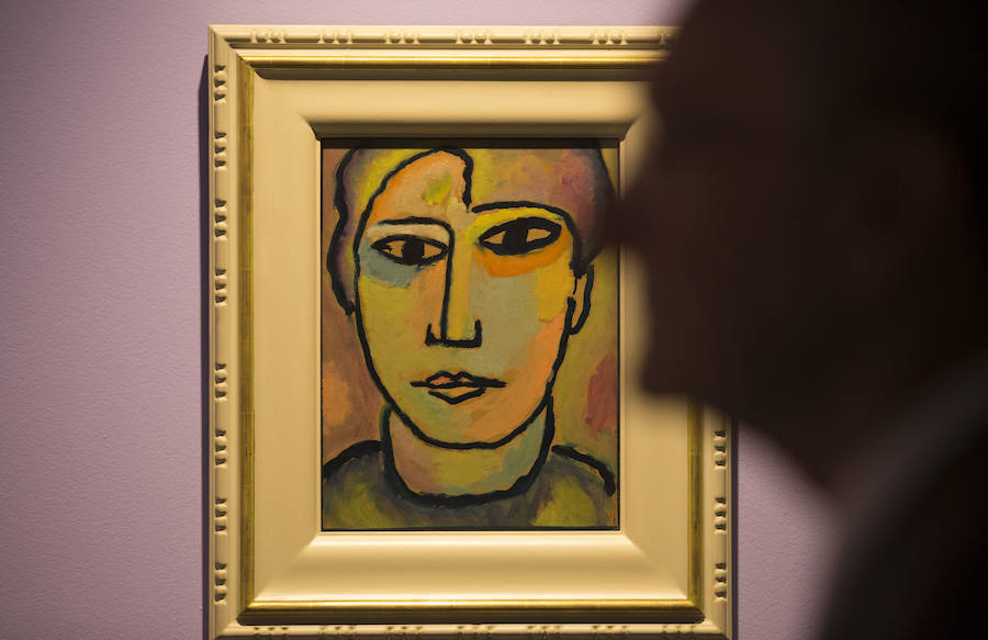 El espacio de Tabacalera reivindica a Alexei Jawlensky como artista nuclear de las vanguardias del siglo XX y le pone en diálogo con sus maestros y su hijo Andreas