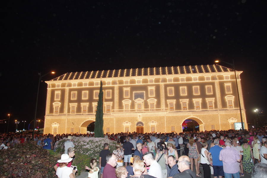El Cortijo de Torres se encendió para recibir a la Feria de Málaga