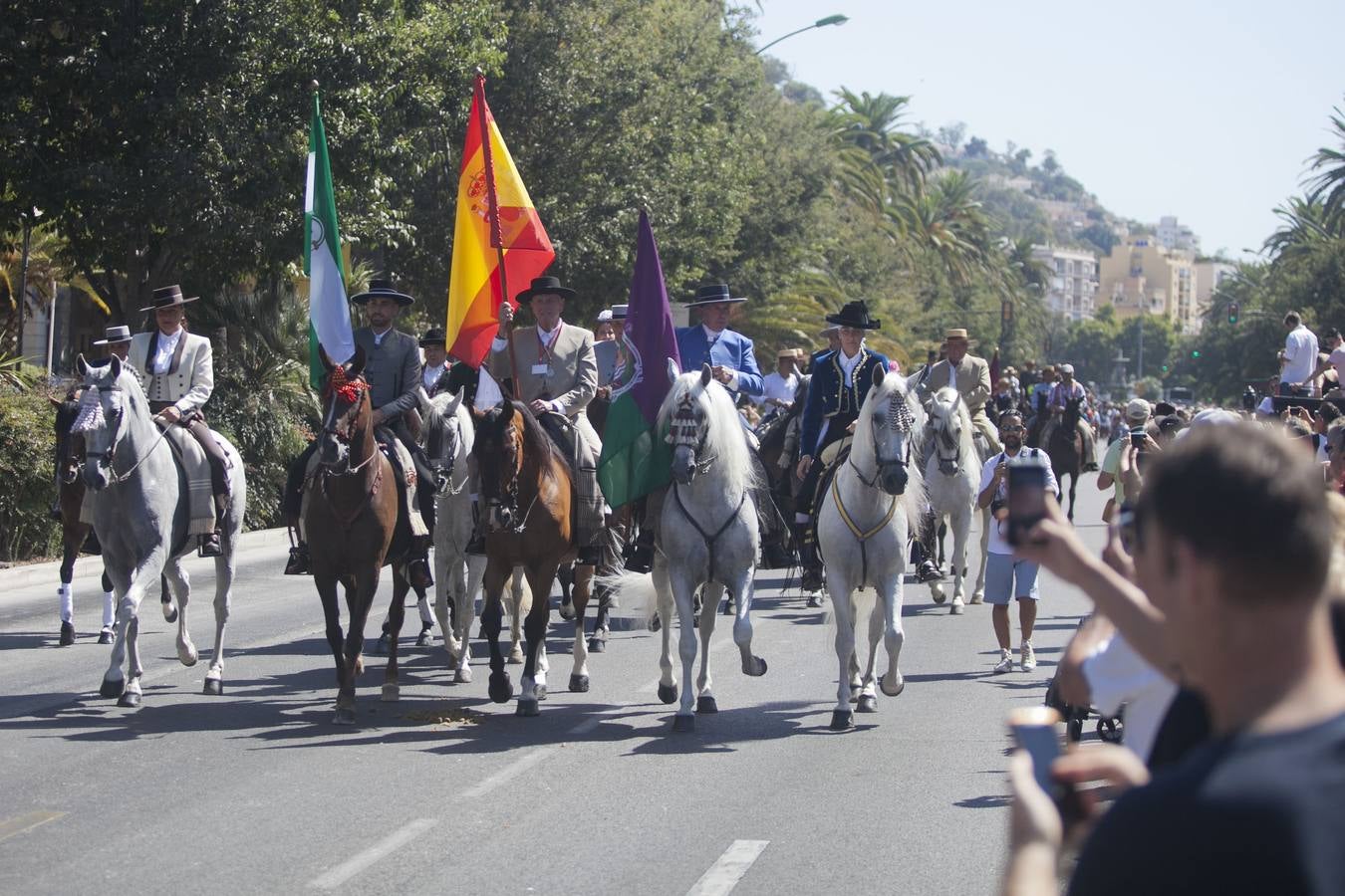 El abanderado de este año es el comunicador Francisco Javier Jurado, 'Coco'