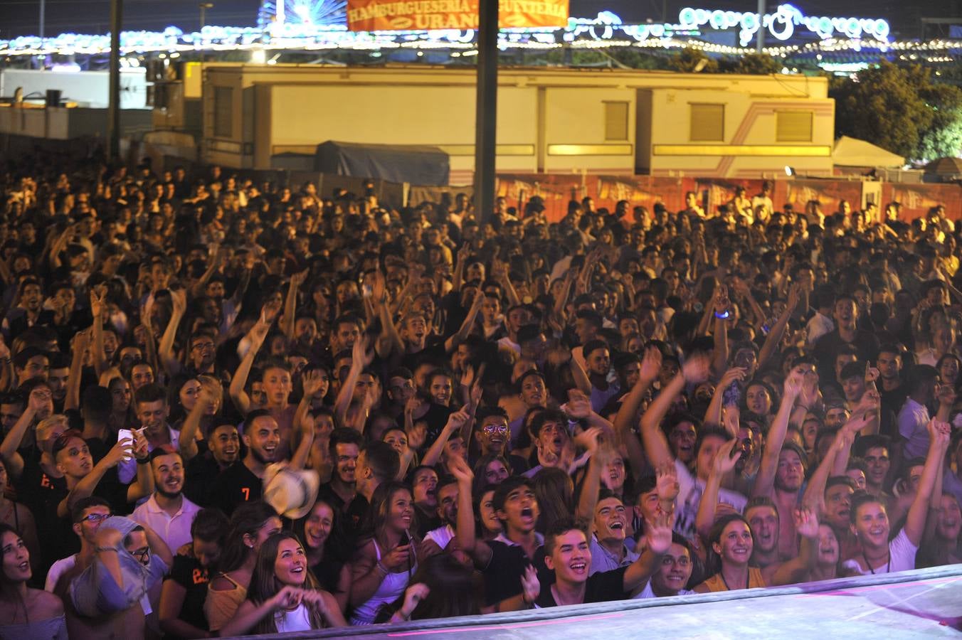 El Cortijo de Torres se encendió para recibir a la Feria de Málaga