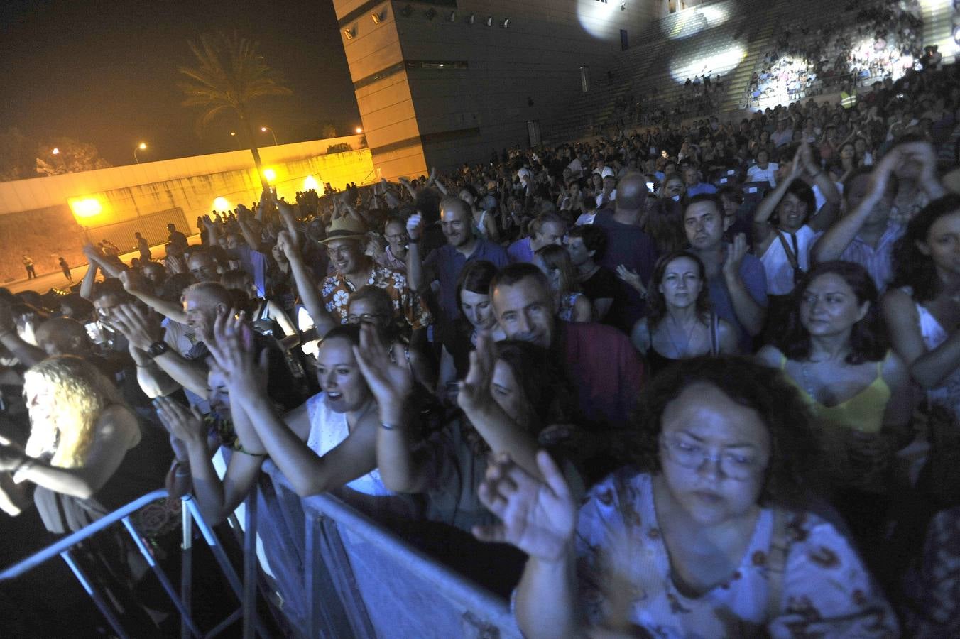 El Cortijo de Torres se encendió para recibir a la Feria de Málaga