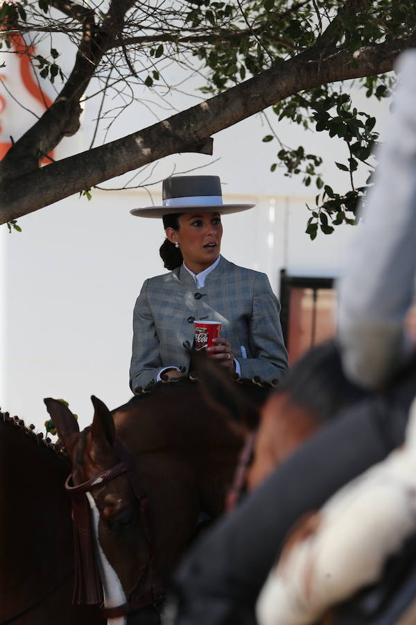 Así se vive la feria de día en el Cortijo de Torres