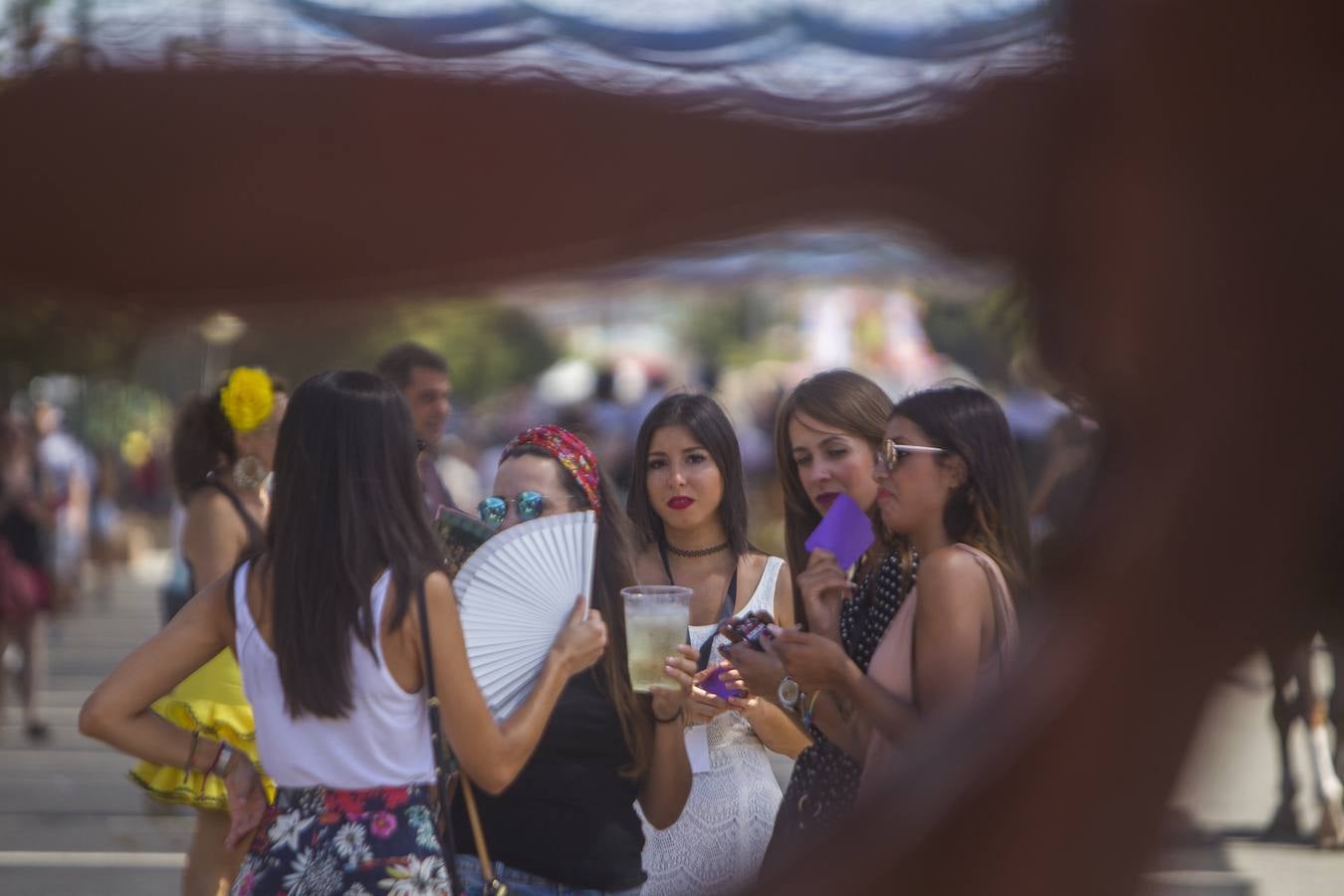 Una fiesta de día en Cortijo de Torres en la que caben todas las formas de entender la Feria de Málaga