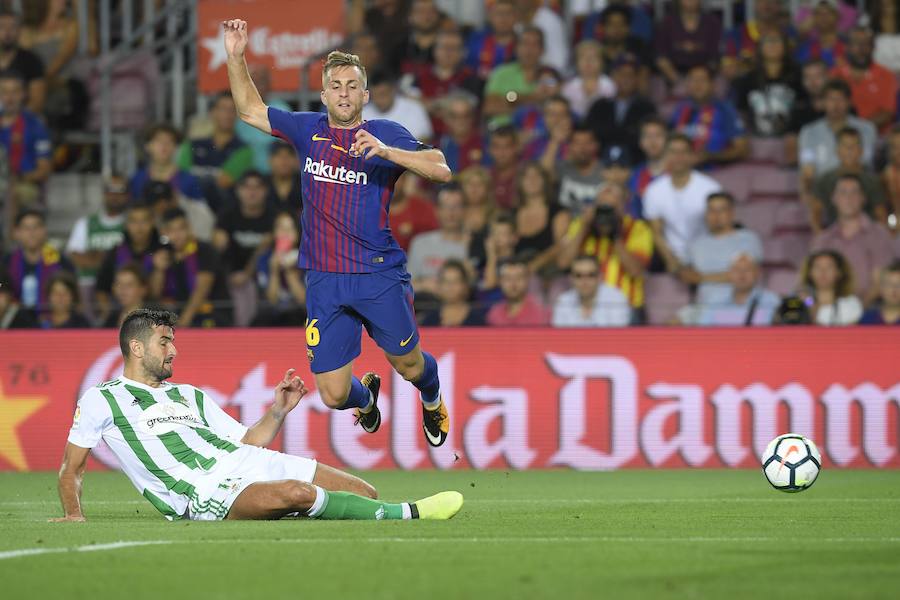 Las mejores imágenes del partido entre el l Barcelona y el Betis, correspondiente a la primera joranda de Liga. 