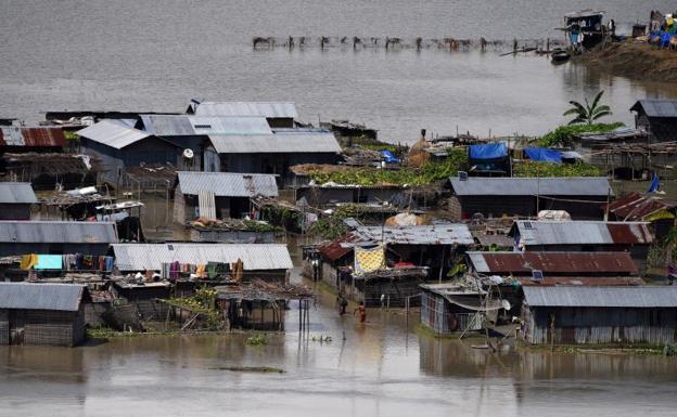 Estragos causados en la India por las inundaciones.