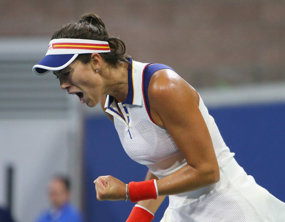 El maleficio de la tercera ronda en el Abierto de Estados Unidos quedó atrás para la tenista española Garbiñe Muguruza cuando lo consiguió al vencer en la segunda por 6-4 y 6-0 a la china Ying-Ying Duan.