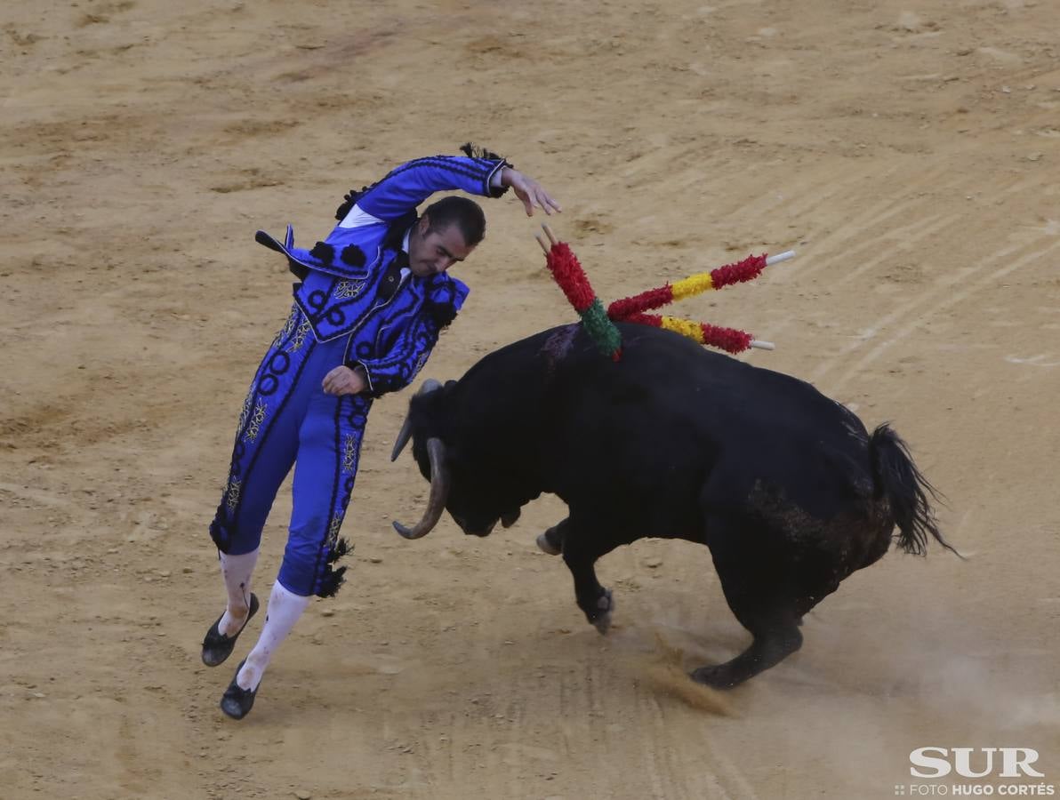 El diestro corta 2 orejas en el último toro de su carrera en una Goyesca en la que destacaron Perera y Cayetano a pie y el rejoneador Diego Ventura