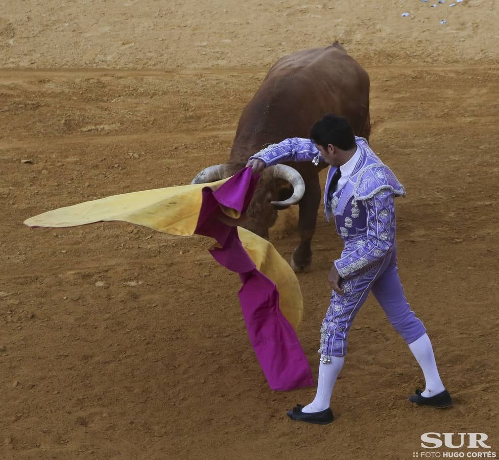 El diestro corta 2 orejas en el último toro de su carrera en una Goyesca en la que destacaron Perera y Cayetano a pie y el rejoneador Diego Ventura