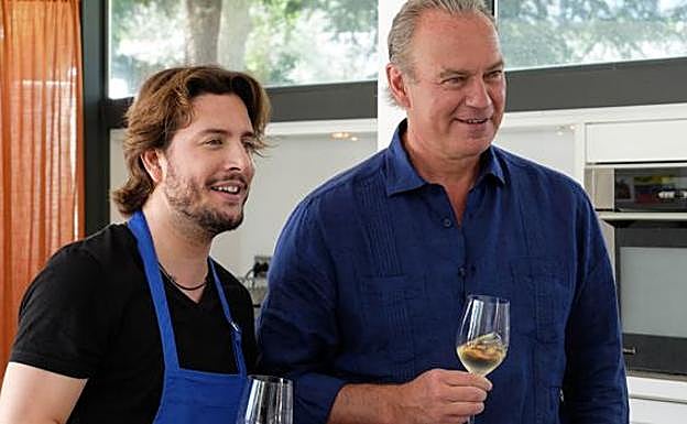 Manuel Carrasco y Bertín Osborne, en un momento del programa.