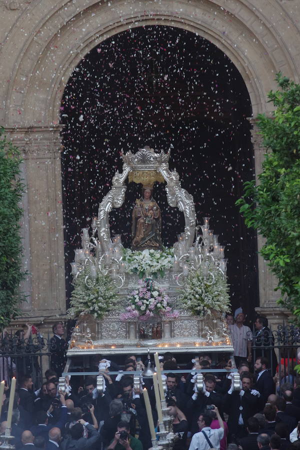 El cortejo partirá a las 19.30 horas de la Catedral, donde por la mañana el obispo ha presidido una misa y una ofrenda floral