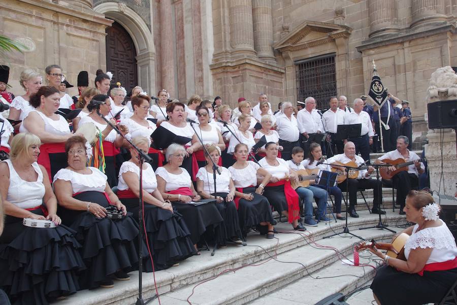 El cortejo partirá a las 19.30 horas de la Catedral, donde por la mañana el obispo ha presidido una misa y una ofrenda floral