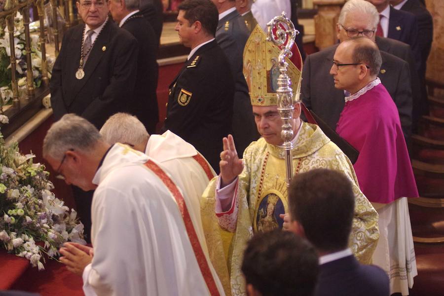 El cortejo partirá a las 19.30 horas de la Catedral, donde por la mañana el obispo ha presidido una misa y una ofrenda floral