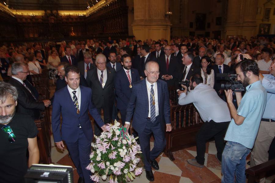 El cortejo partirá a las 19.30 horas de la Catedral, donde por la mañana el obispo ha presidido una misa y una ofrenda floral