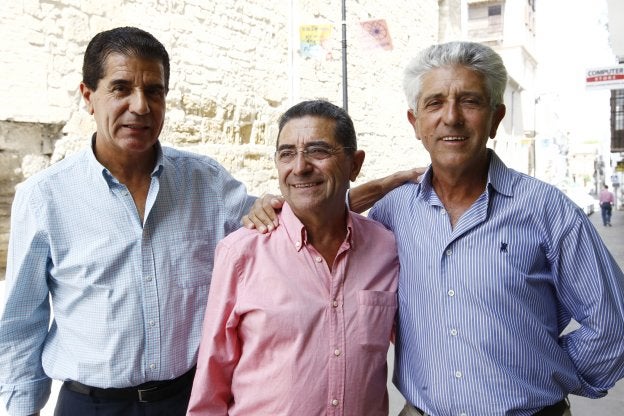 Los hermanos Jiménez reciben el título de hijos adoptivos de Antequera