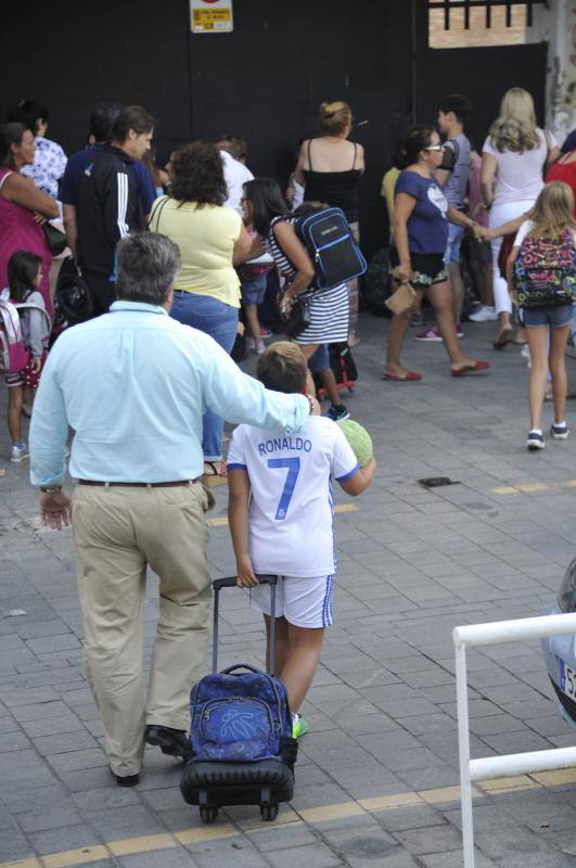 El nuevo curso comienza para más de 155.000 alumnos de Infantil y Primaria