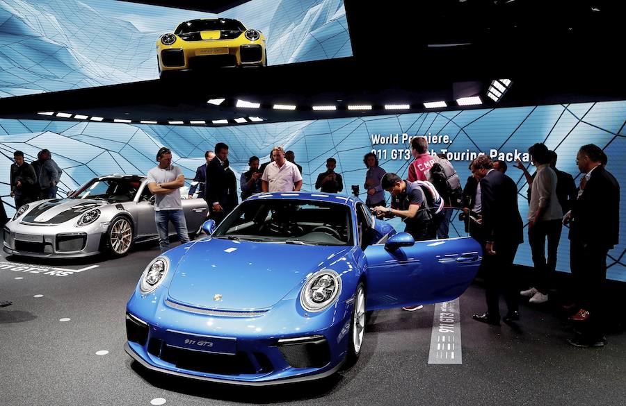 Imágenes de los nuevos modelos de coches presentados en el Salón del automóvil en Fráncfort