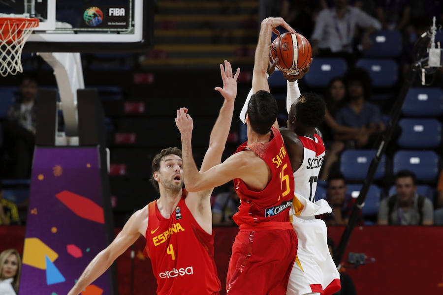 La selección que dirige Sergio Scariolo disputará su décima semifinal consecutiva tras imponerse al equipo germano con una sensacional actuación de Marc Gasol. 