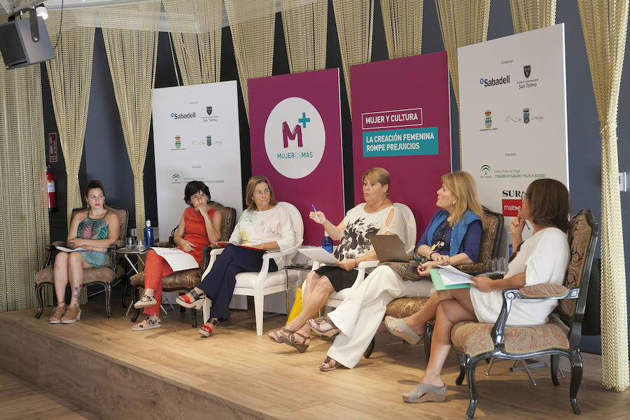 El foro reivindica un equilibrio entre el papel activo de la mujer en la creación y su reflejo real en la sociedad