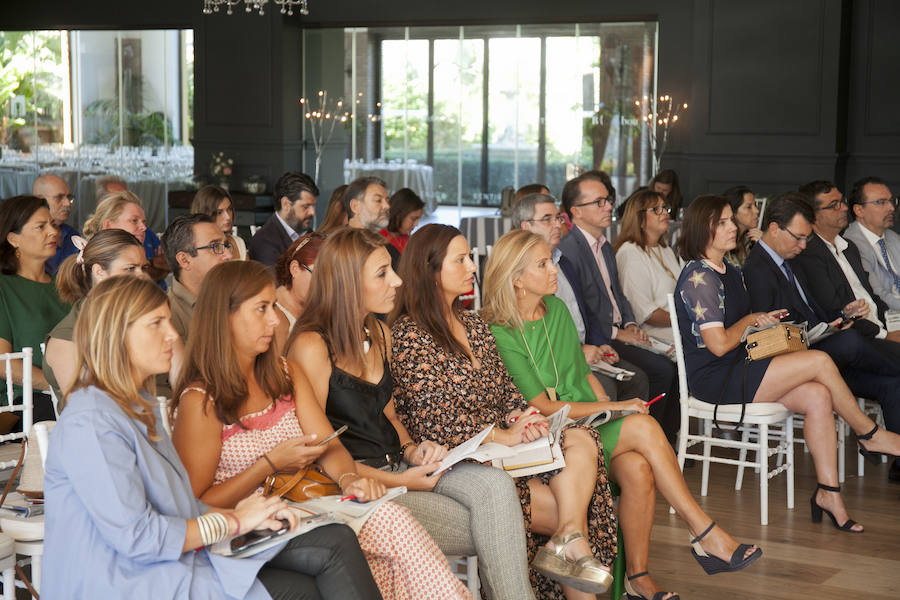 El foro reivindica un equilibrio entre el papel activo de la mujer en la creación y su reflejo real en la sociedad