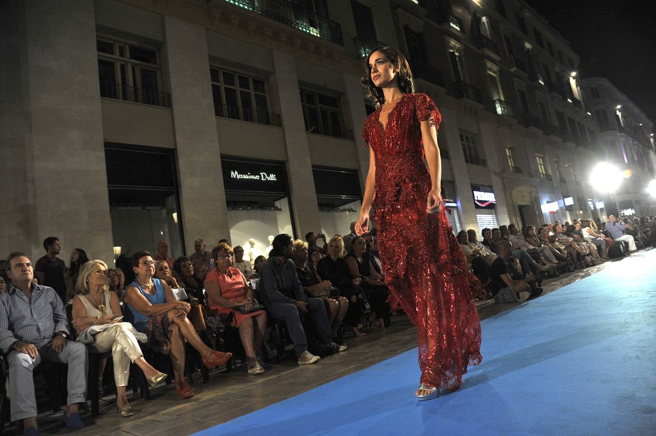 Málaga capital celebra su cita con la moda sobre la alfombra azul más larga de Europa