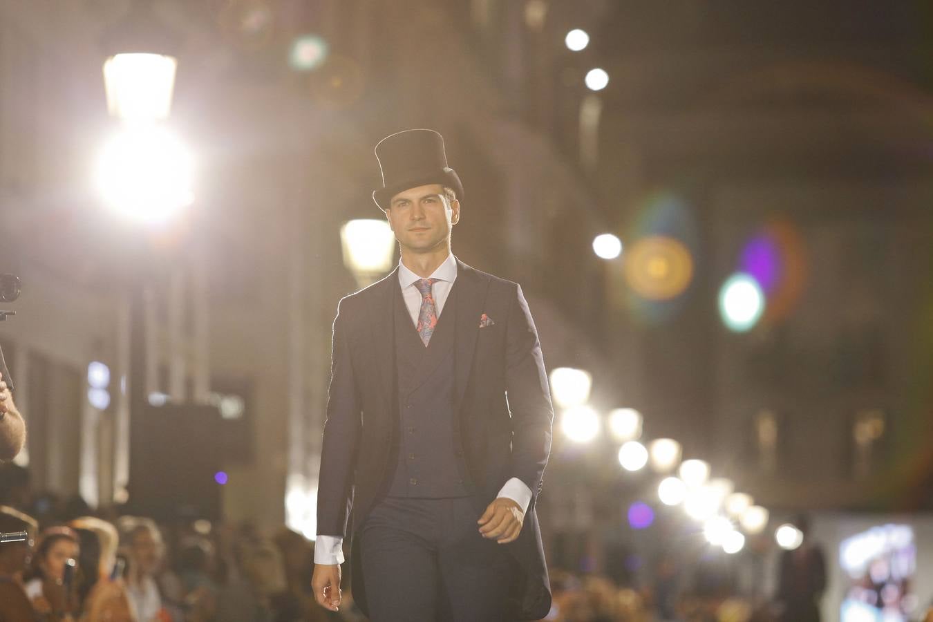 Málaga capital celebra su cita con la moda sobre la alfombra azul más larga de Europa