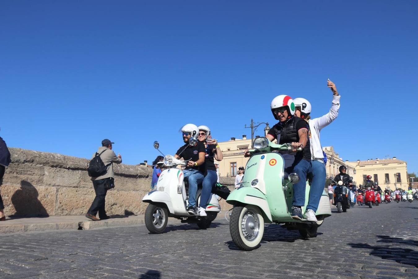 Las mejores fotos de la III Reunión de Vespas y Lambrettas organizada por el Vespa Club Ronda