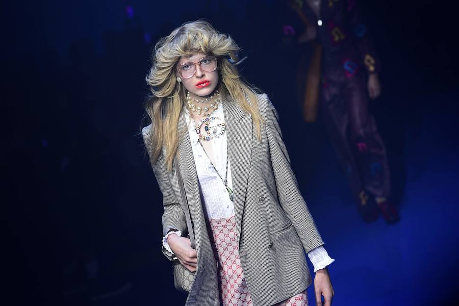 La firma italiana presenta su nueva colección Primavera-Verano durante la semana de la moda de Milán 