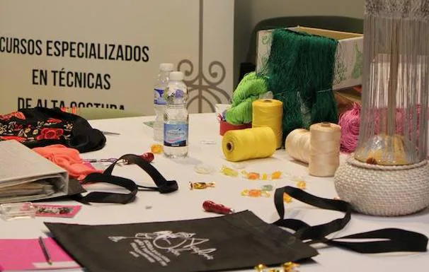 La moda, protagonista en Creativa Málaga 2017 con talleres de técnicas de alta costura, diseño y patronaje