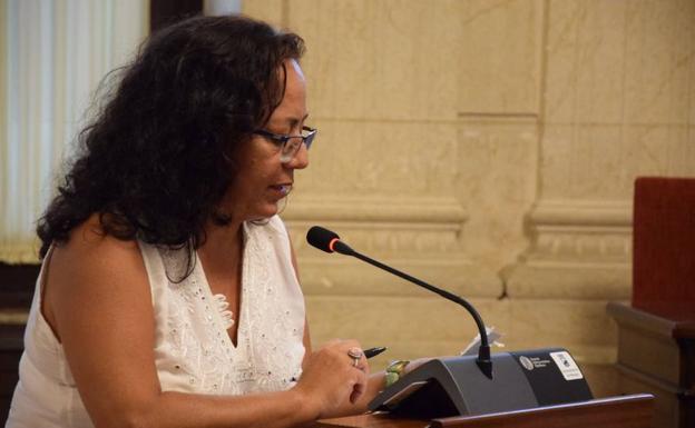 Rosario Carrión intervino ayer en el Salón de Plenos. 